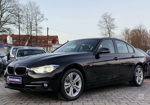 BMW 318, 2017