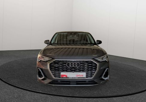 Audi Q3, 2022