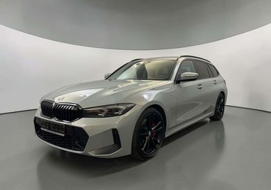 BMW 318, 2023