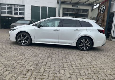 Toyota Corolla, 2025 3