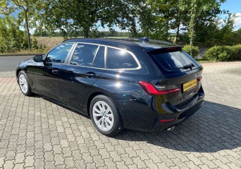 BMW 318, 2021