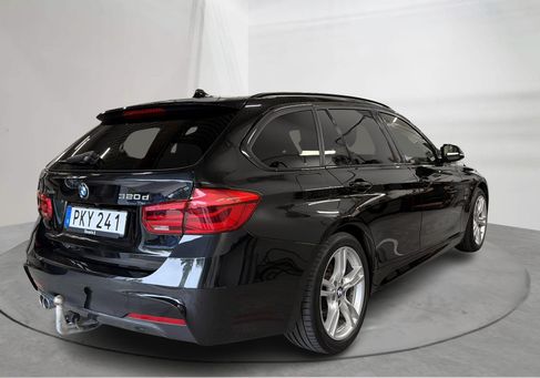 BMW 320, 2019 3
