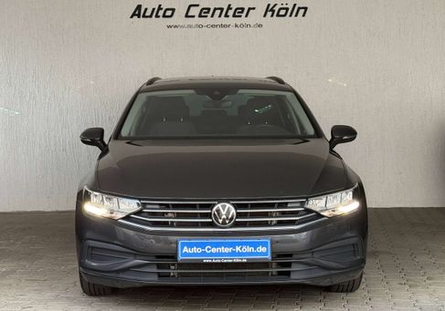 Volkswagen Passat Variant, 2023 3