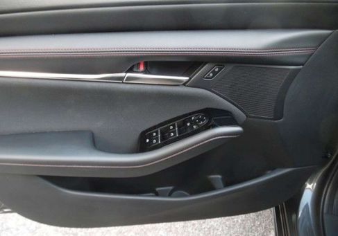 Mazda 3, 2023