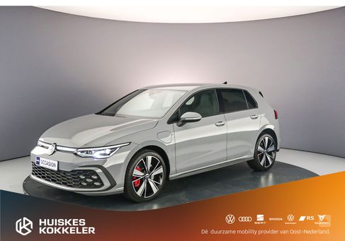 Volkswagen Golf, 2021