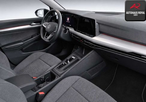 Volkswagen Golf, 2024 2
