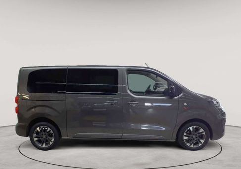 Opel Zafira, 2023 3