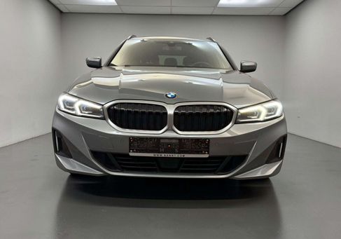 BMW 318, 2023
