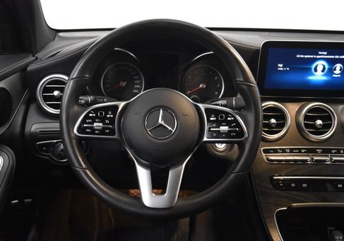 Mercedes-Benz GLC 200, 2020