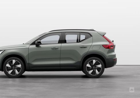 Volvo XC40, 2025