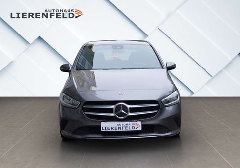 Mercedes-Benz B 180, 2019
