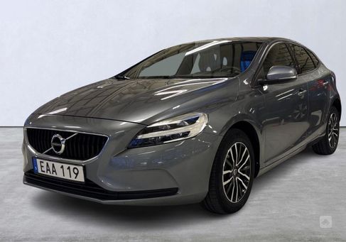 Volvo V40, 2018