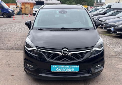 Opel Zafira, 2018