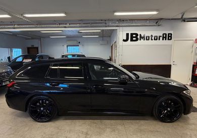 BMW 330, 2021