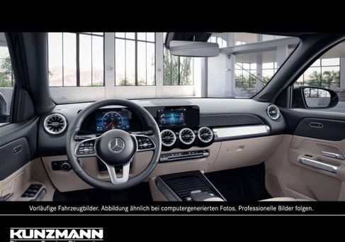 Mercedes-Benz GLB 200, 2022