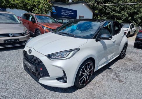 Toyota Yaris, 2023