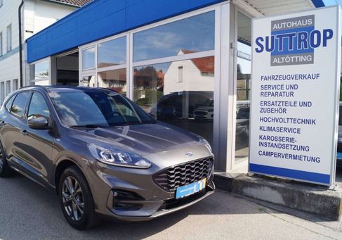 Ford Kuga, 2022
