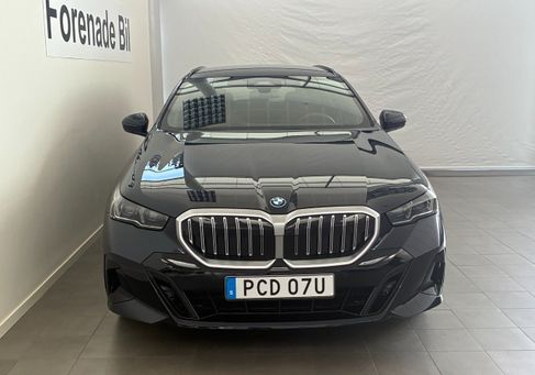 BMW 530, 2026
