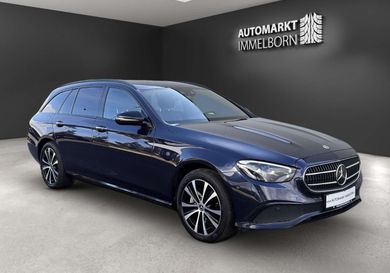 Mercedes-Benz E 300, 2022