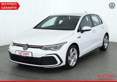 Volkswagen Golf, 2024