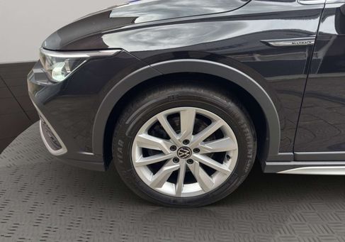 Volkswagen Golf, 2022 3