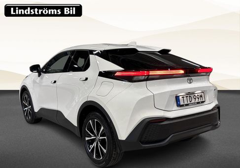 Toyota C-HR, 2024 3