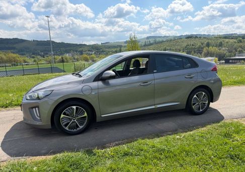 Hyundai IONIQ, 2020 3