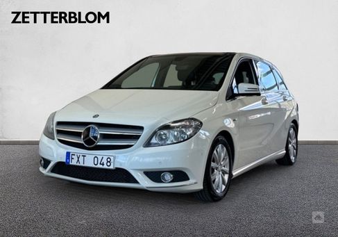 Mercedes-Benz B 180, 2012