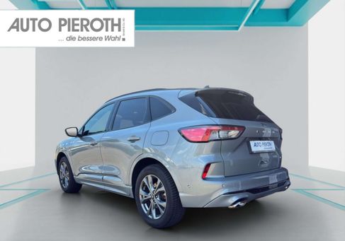Ford Kuga, 2022
