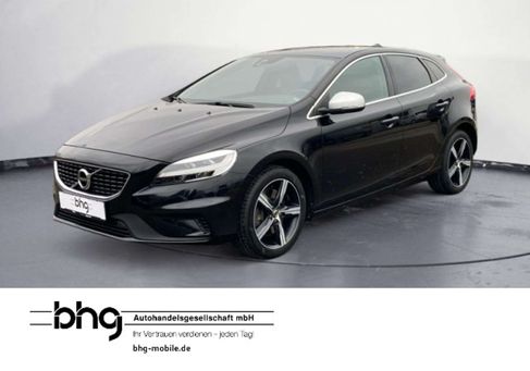 Volvo V40, 2018