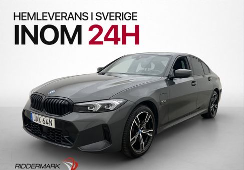BMW 330, 2023