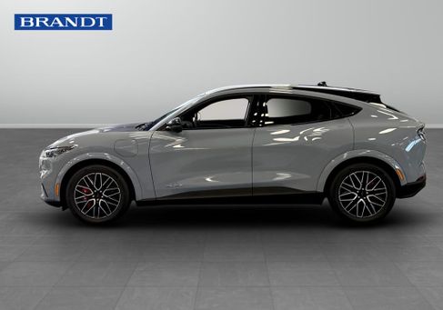 Ford Mustang Mach-E, 2026