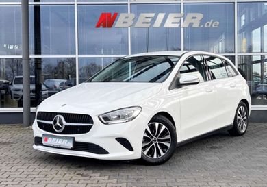 Mercedes-Benz B 180, 2024