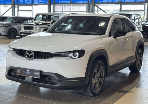 Mazda MX-30, 2023 3