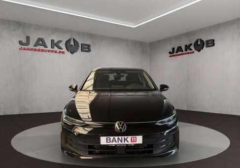 Volkswagen Golf, 2025 2