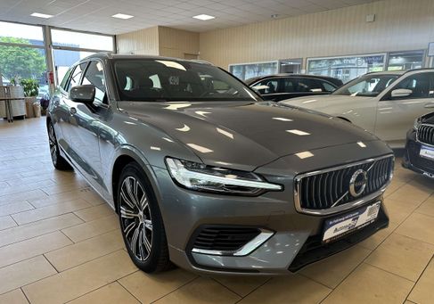 Volvo V60, 2021