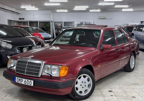 Mercedes-Benz E 300, 1990