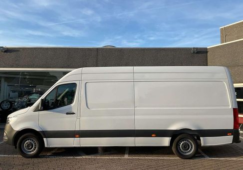 Mercedes-Benz Sprinter, 2021