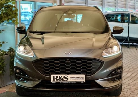 Ford Kuga, 2022