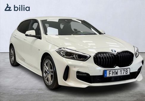 BMW 118, 2021