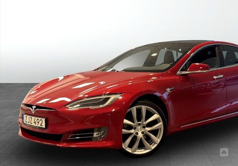 Tesla Model S, 2018