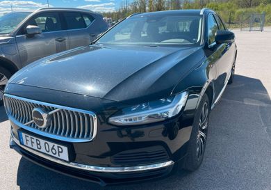 Volvo V90, 2022