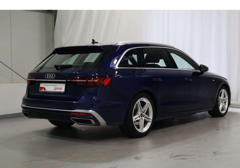 Audi A4, 2023