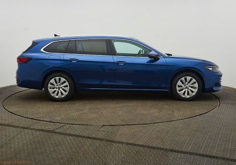 Volkswagen Passat Variant, 2025 3