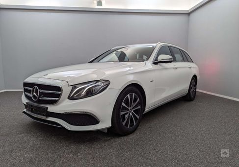 Mercedes-Benz E 220, 2019