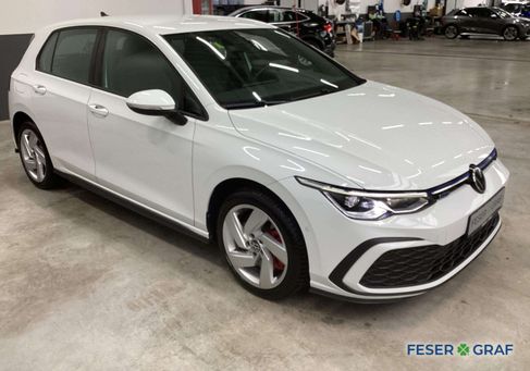 Volkswagen Golf, 2021 3