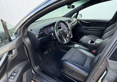 Tesla Model X, 2018 3