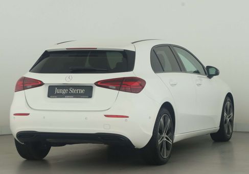 Mercedes-Benz A 180, 2025