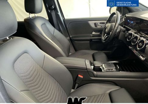 Mercedes-Benz GLA 220, 2023 3
