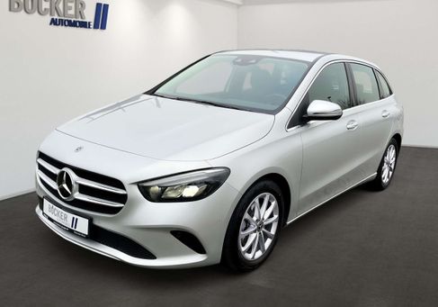 Mercedes-Benz B 200, 2022